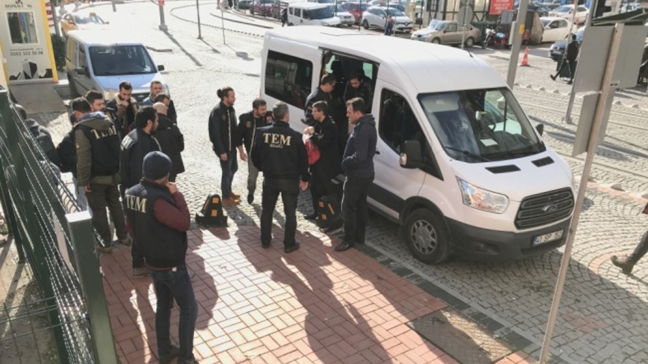 Kocaeli merkezli FETÖ/PDY operasyonunda 2 şüpheli tutuklandı