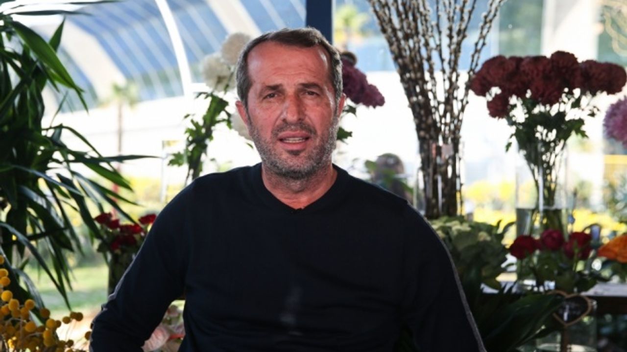 Yeşil sahalardan Meclis sıralarına: Saffet Sancaklı