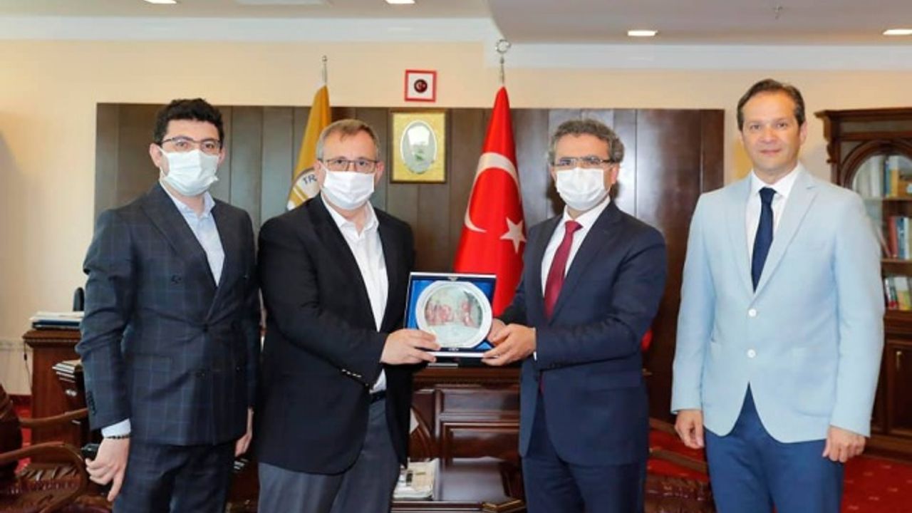 Başsavcı Karabacak ve İdare Mahkemesi Başkanı Doğan'dan Rektör Tabakoğlu'na veda ziyareti