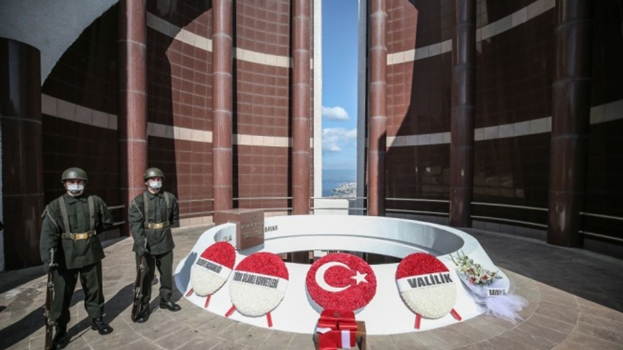 3. Cumhurbaşkanı Celal Bayar vefatının 35. yılında kabri başında anıldı