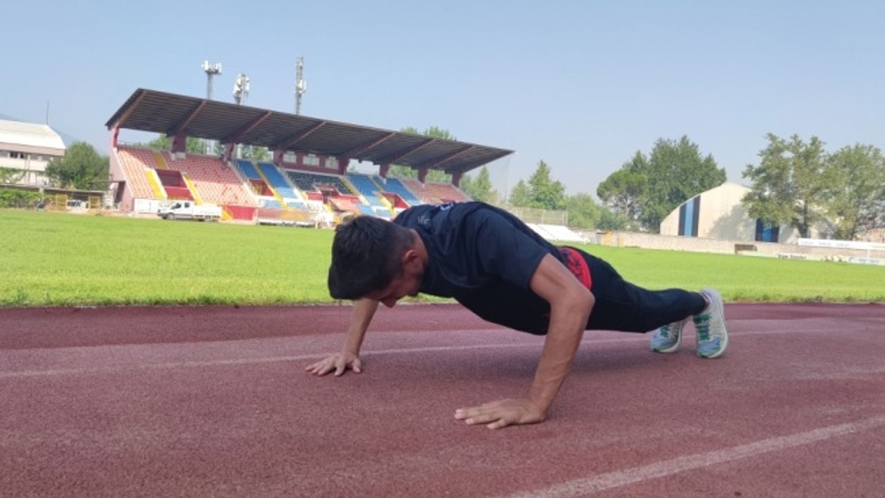 Dağ koşusundaki ilk yarışında dereceye giren Yunus Emre Akkuş, dünya şampiyonasına hazırlanıyor