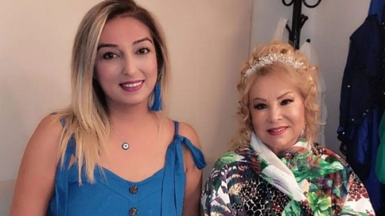 Ünlü sanatçı Bedia Akartürk, "Gençliğim dört duvar arasında türkü çalışarak geçti"