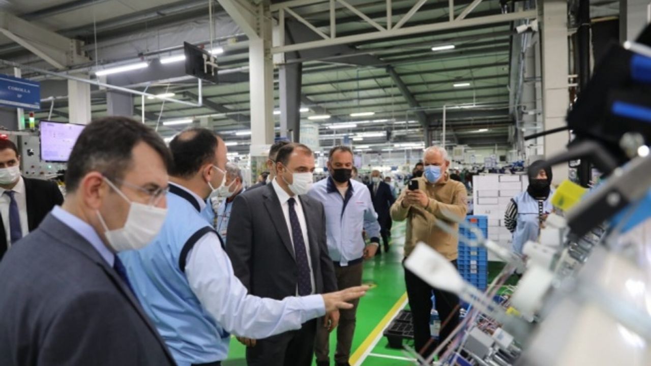 Sakarya'daki otomotiv fabrikası Yazaki'den 1500 ilave istihdam