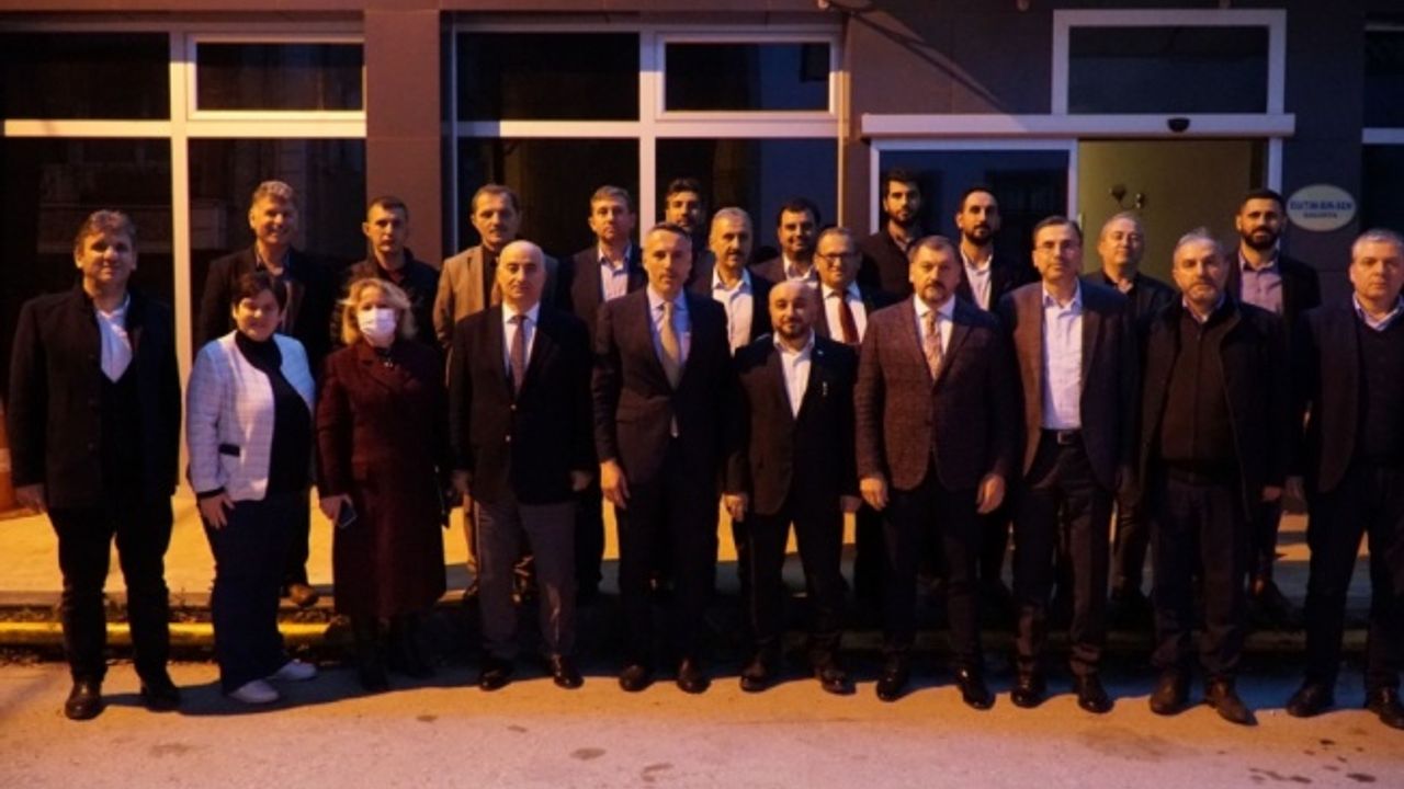 AK Parti Sakarya İl Başkanı Tever, ziyaretlerde bulundu