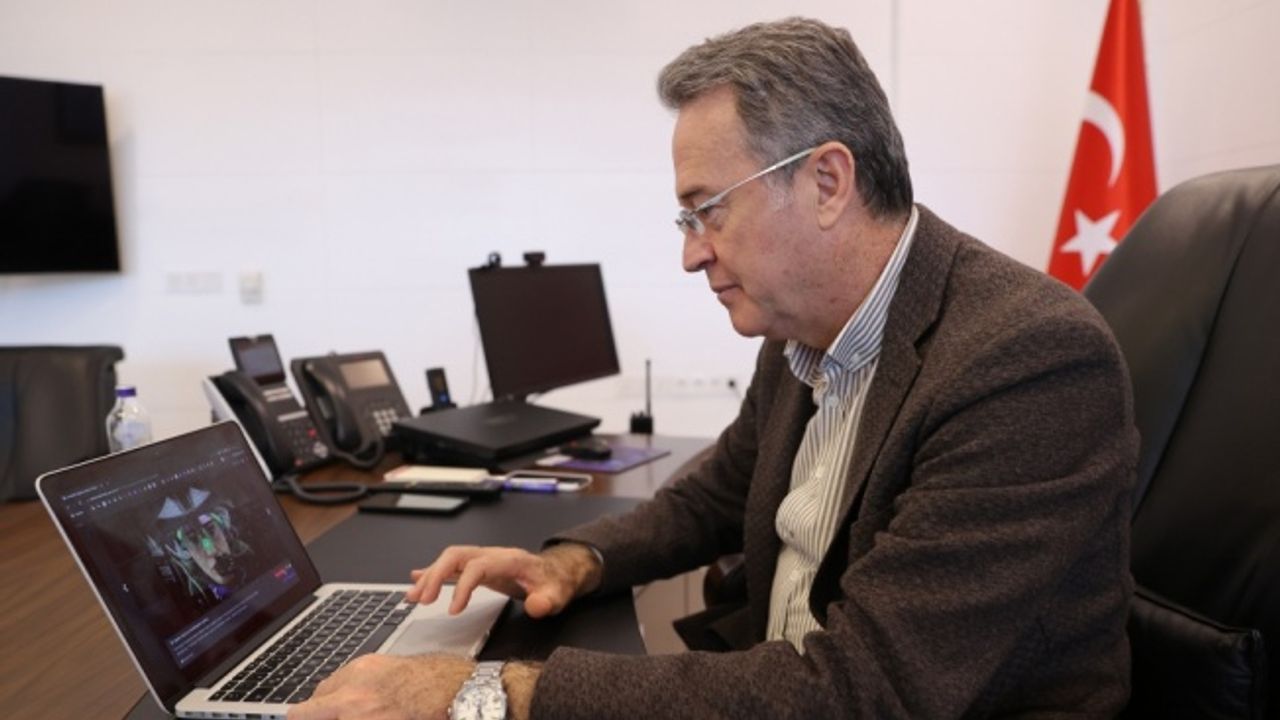 Edirne Emniyet Müdürü Alçalar, AA'nın "Yılın Fotoğrafları" oylamasına katıldı