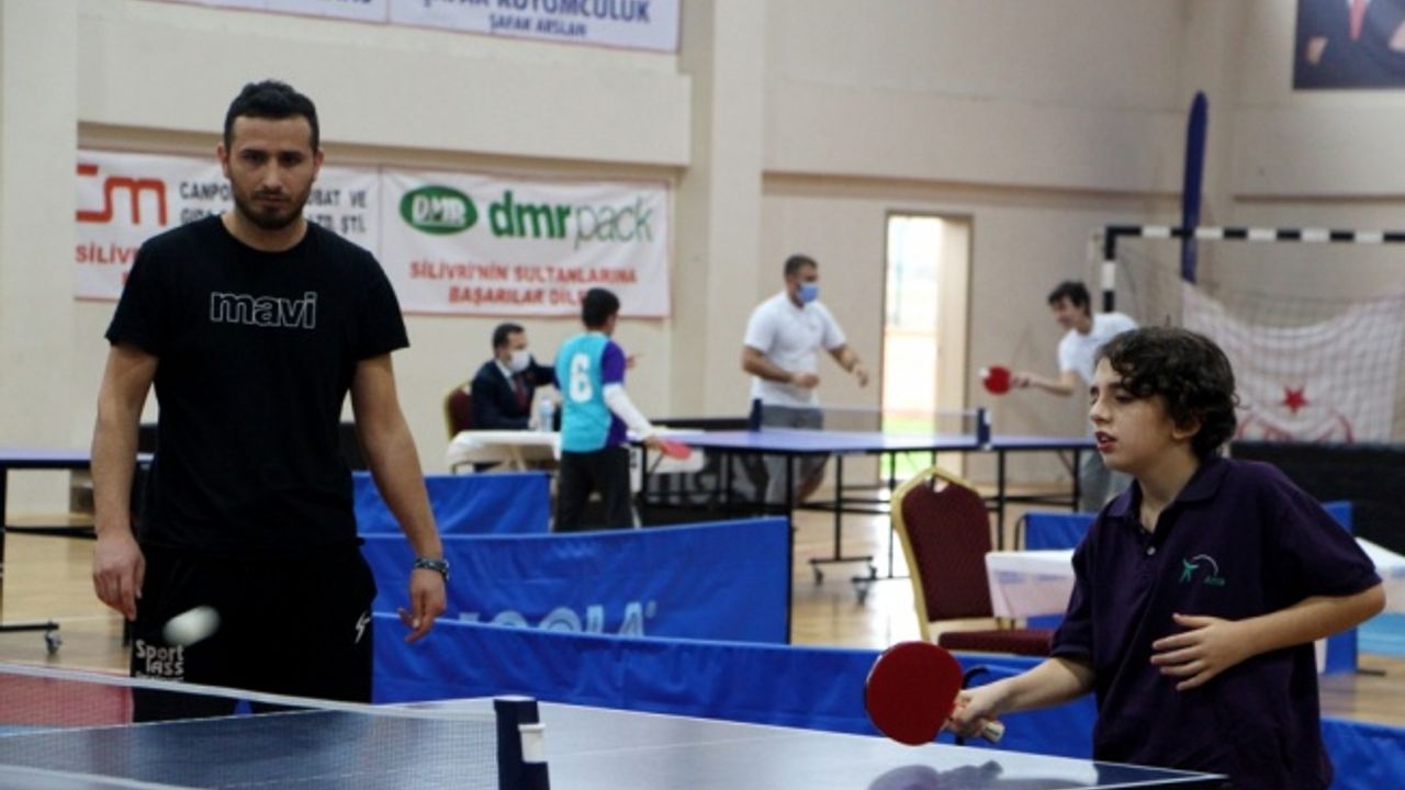 Fatih Köseoğlu Özel Sporcular Masa Tenisi Turnuvası, Silivri'de yapıldı
