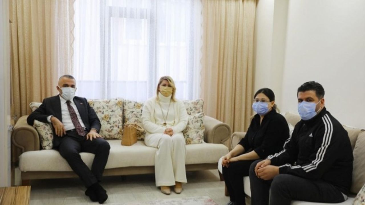 Kırklareli Valisi Osman Bilgin'den şehit ailesine ziyaret