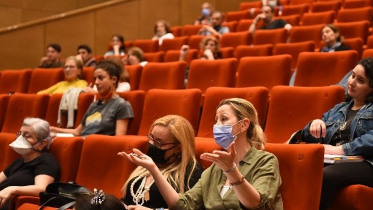 İstanbul Kadıköy'de yerel hayvanlara 'gönüllü' koruma