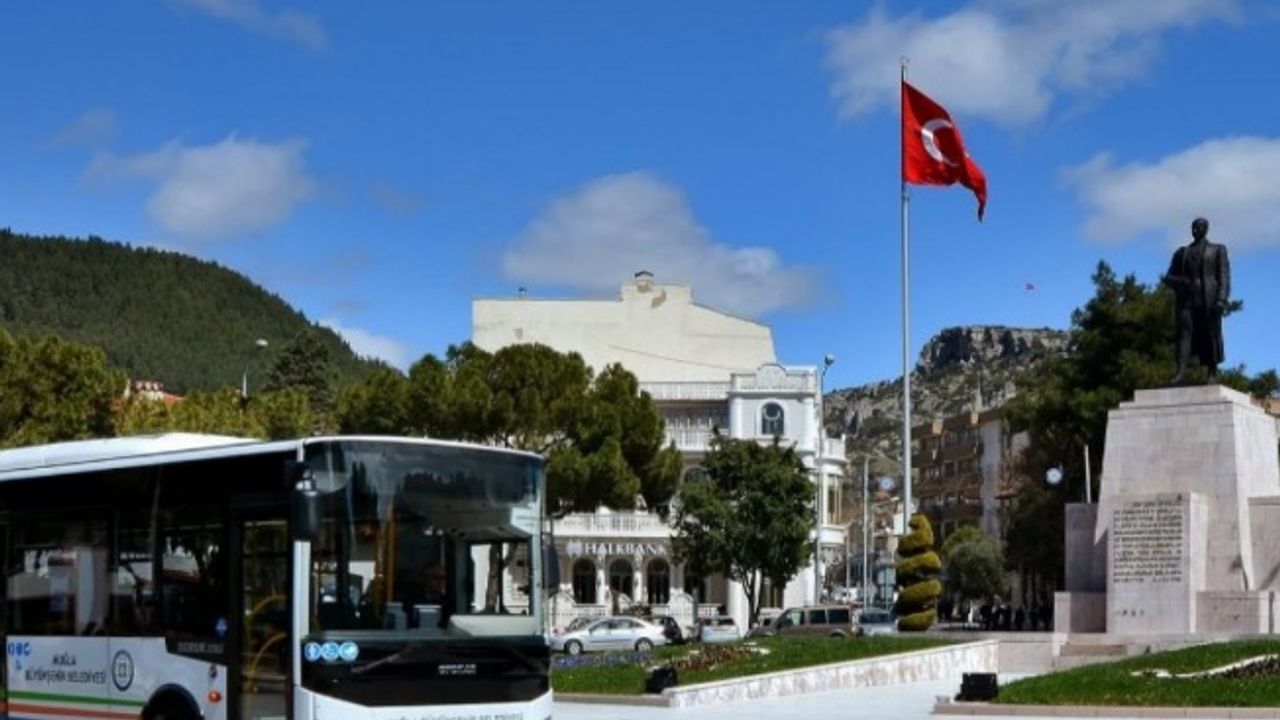 Muğla'da öğrenciler ve sınav görevlilerine ücretsiz ulaşım