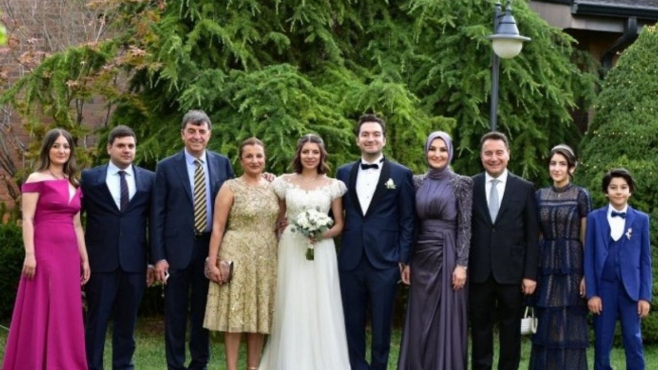 Babacan'ın mutlu günü... "Bir kızım daha oldu"