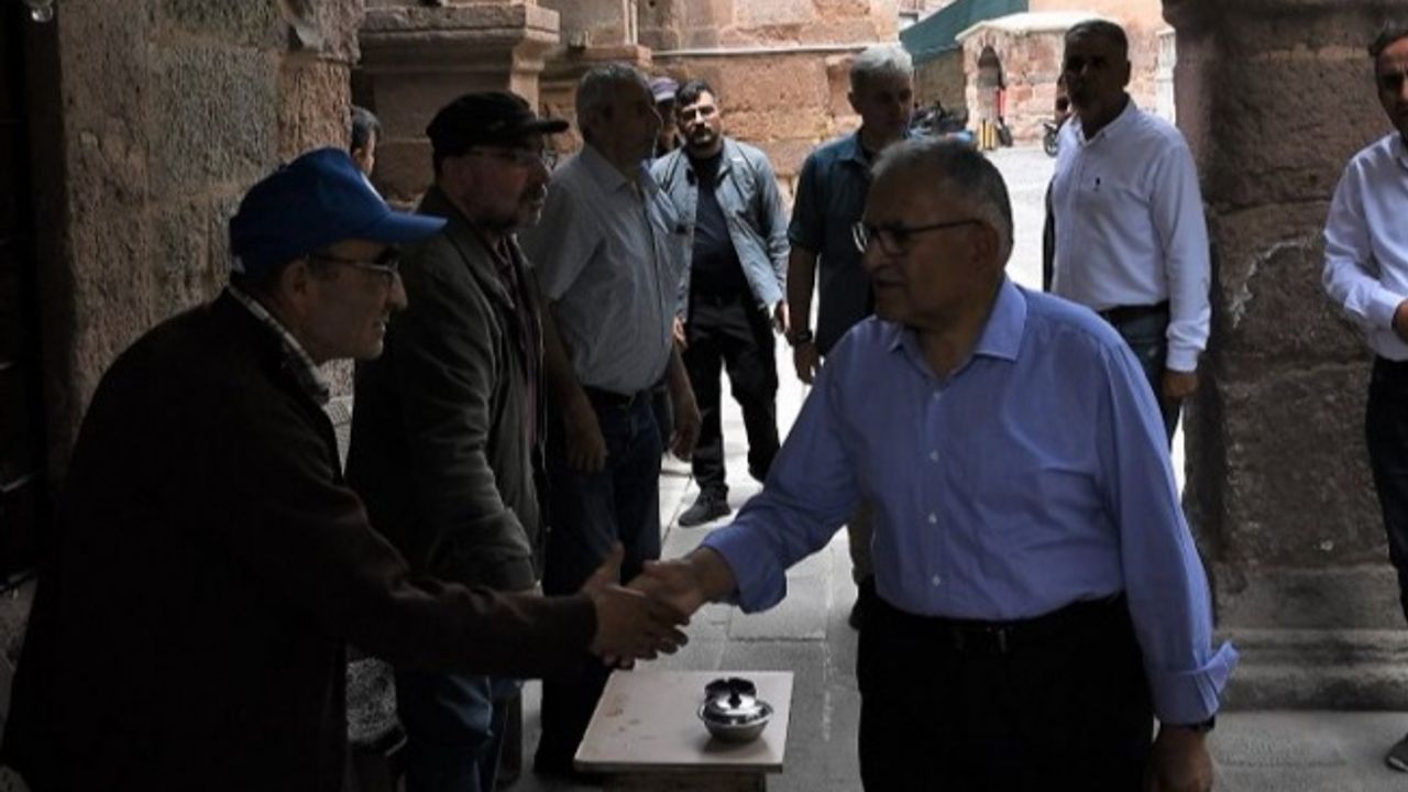 Kayseri protokolünden İncesu çarşısına tarihi dokunuş