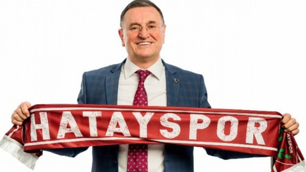 Başkan Savaş: Hatayspor'da ligi ilk 10'da bitirecek takım oluşturduk