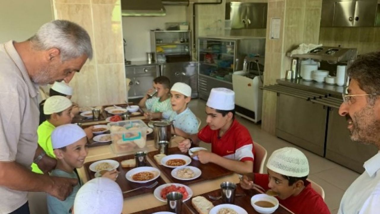 Bursa Mudanya'daki Kur'an kurslarına Müftü Özler'den ziyaret