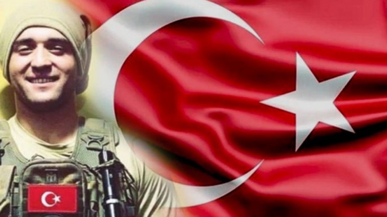 Piyade sözleşmeli er, silah kazası sonucu şehit oldu