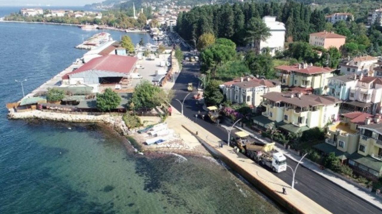 Kocaeli'de Ereğli sahil yolunda asfalt serimi tamam
