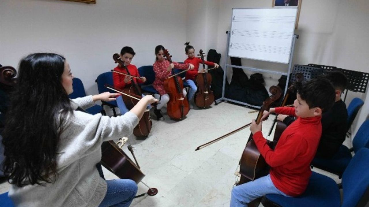 İlk ders ilk heyecan: “Her Çocuğa Sanat” projesi başladı