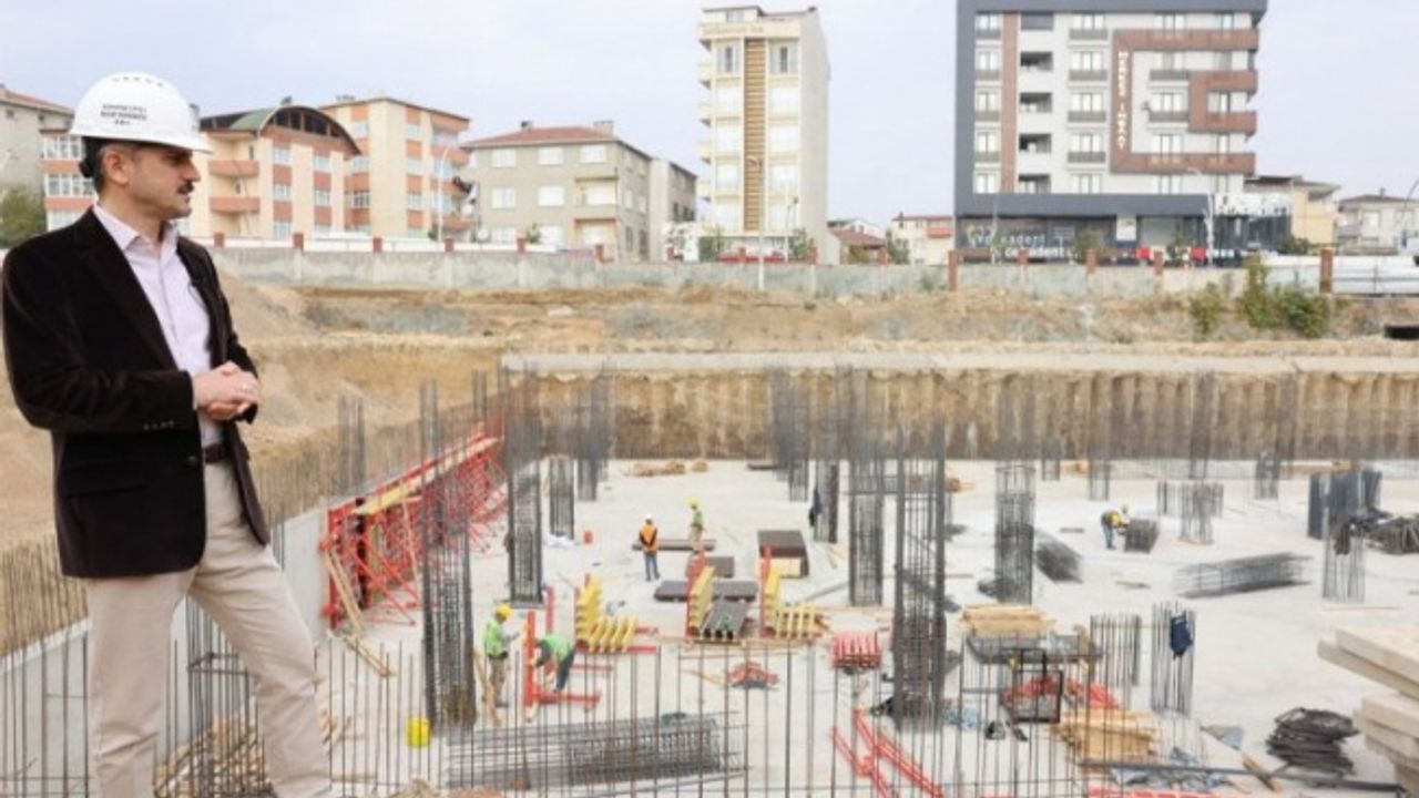 Kocaeli Çayırova'da 'Kent Meydanı' ortaya çıkıyor