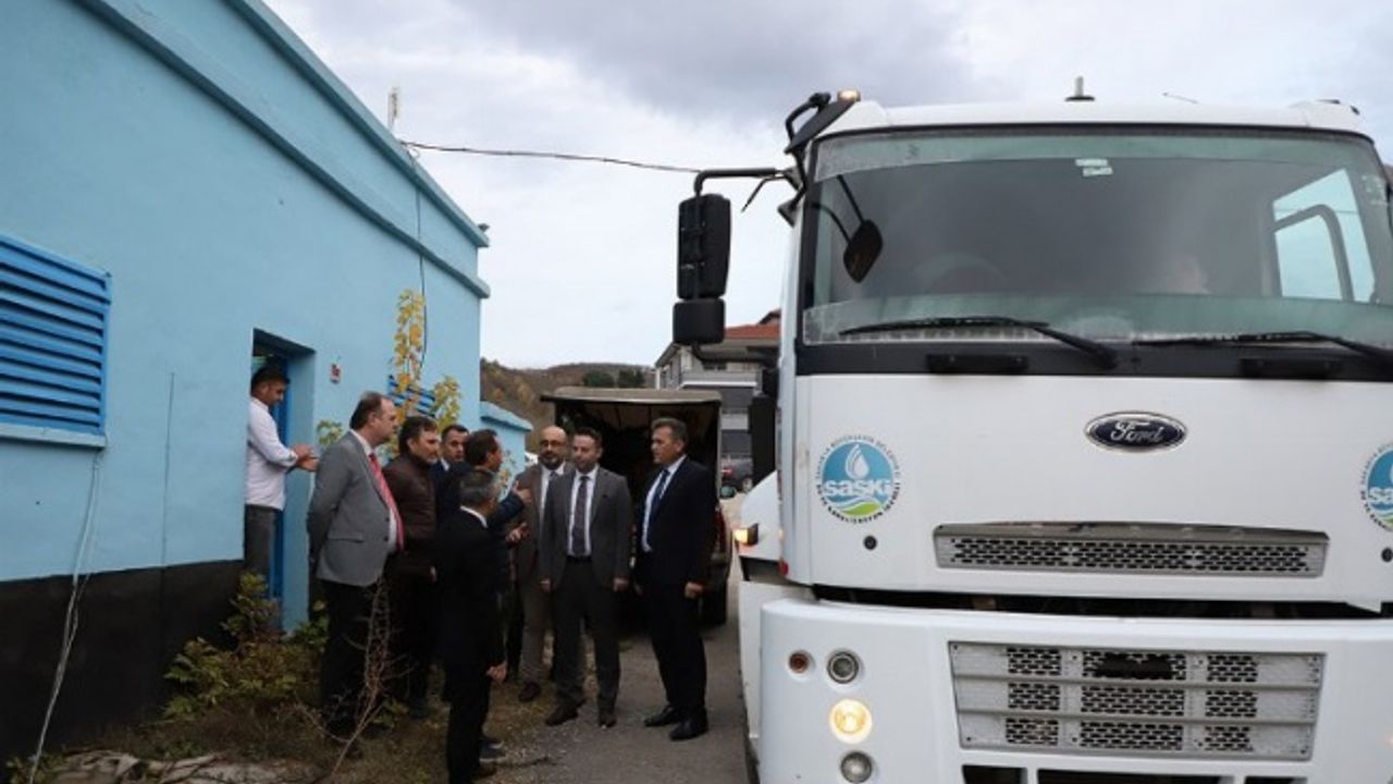 SASKİ'den Hendek'te sudaki bulanıklığı yerinde inceledi