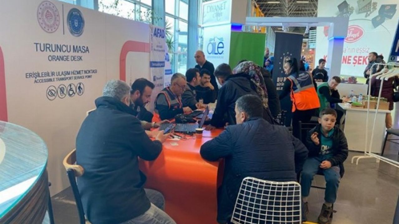 Bursa Osmangazi'de Milli Eğitim'den depremzedelere destek