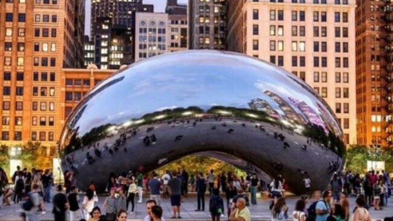 Chicago'daki 'Bulut Kapısı' şimdi New York'ta