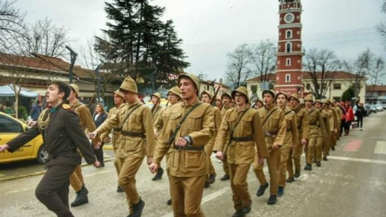 Bursa'da '15'liler Saygı Alayı'ndan anlamlı ziyaret