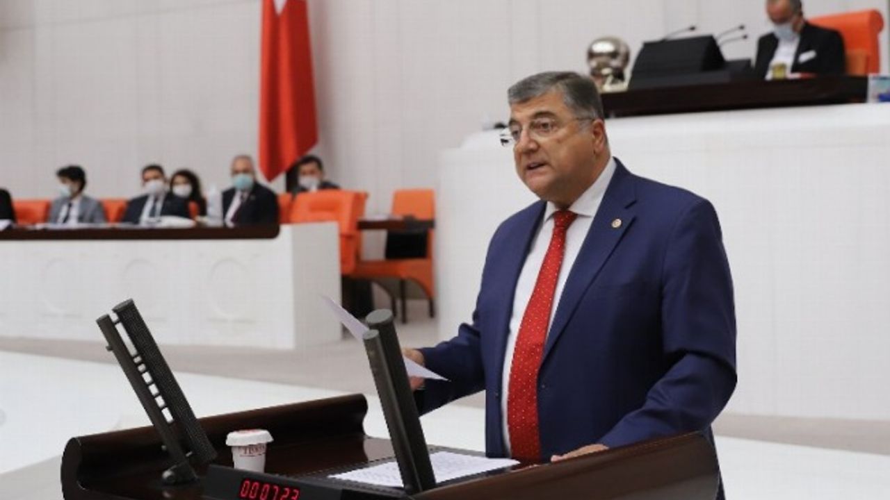 CHP’li Sındır: Afet Yeniden İmar Fonu'nda insan yok, beton var!