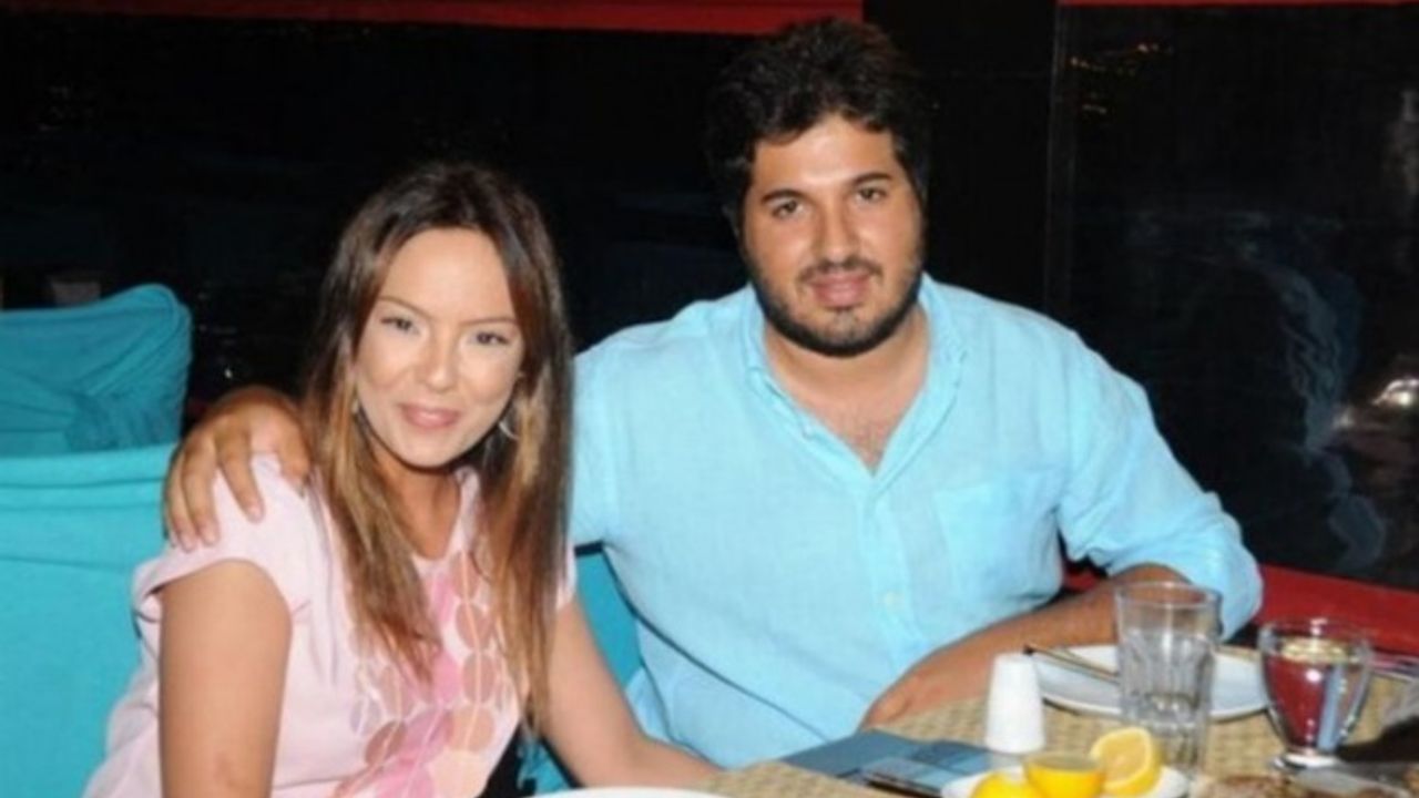 Ebru Gündeş o şarkıları da kara listeye aldı