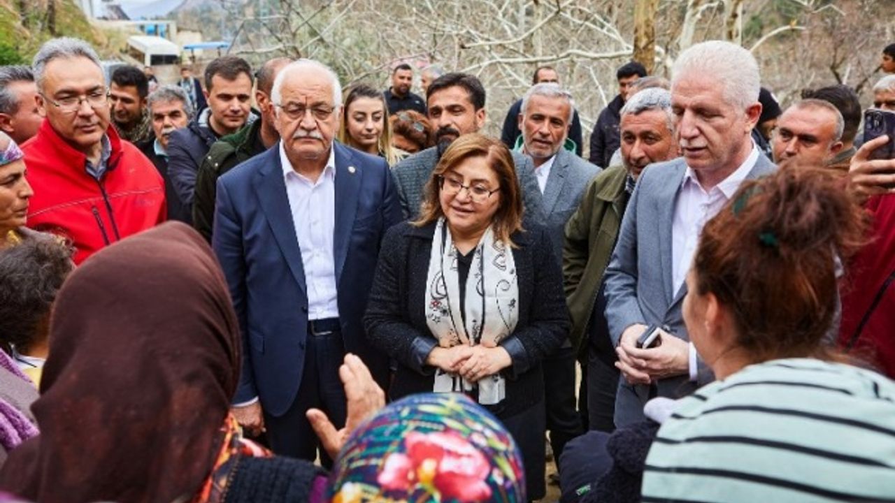 Gaziantep'ten İslahiye'ye 'çilek üretimi'ne destek