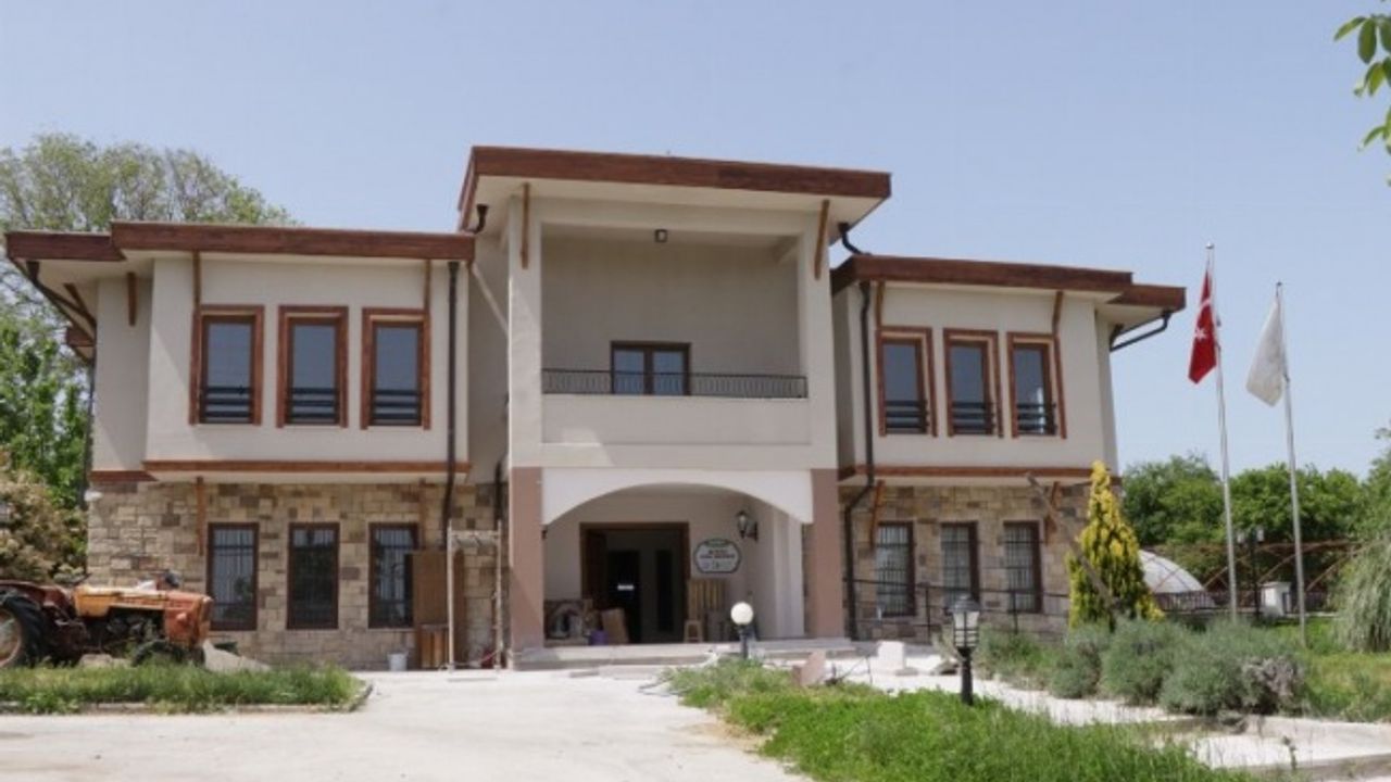 İzmit'te Manav Dernekleri Yerleşkesi'nde sona gelindi