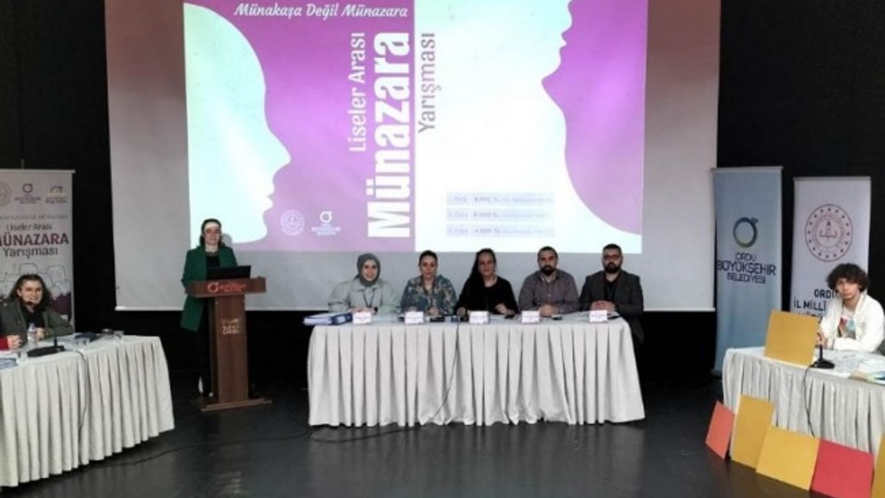 “Münakaşa Değil Münazara” finalistleri belli oldu