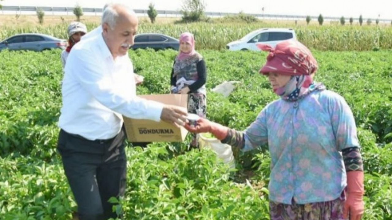 Bursa Yenişehir hem çiftçi, hem de tüketici dostu belediye