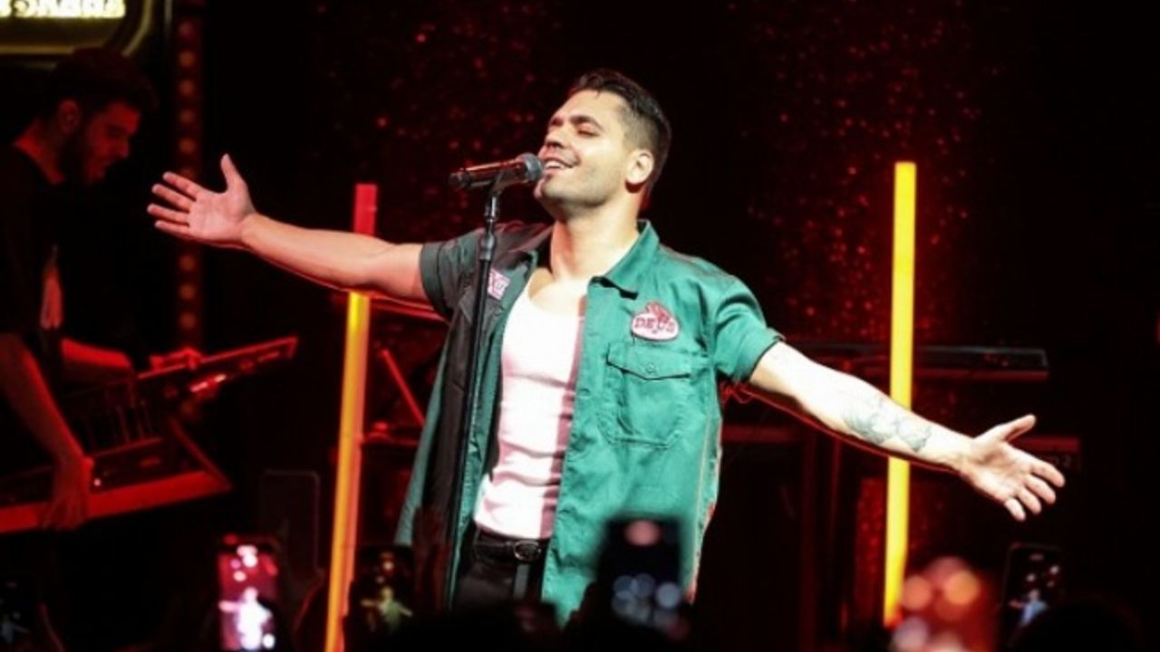 Emir Can İğrek'e Kocaelispor forması