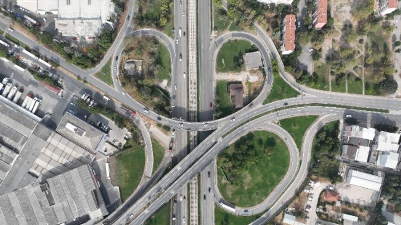 Bursa'da Filament Kavşağı bölge trafiğine nefes oldu