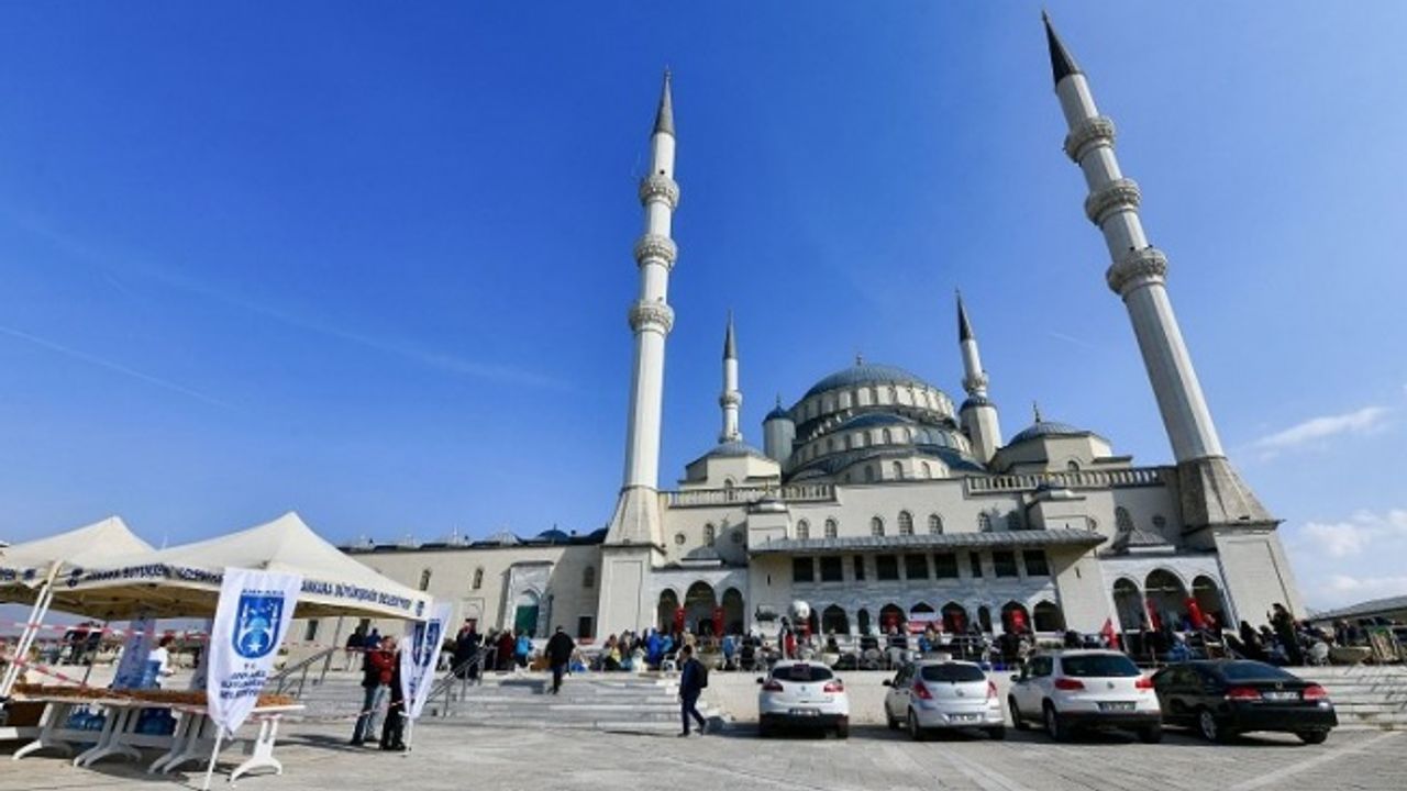 Ankara Büyükşehir'den Atatürk ve şehitler için mevlit