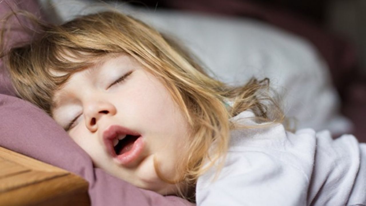 Geniz eti çocukta uykudayken nefes durmasına yol açabilir!