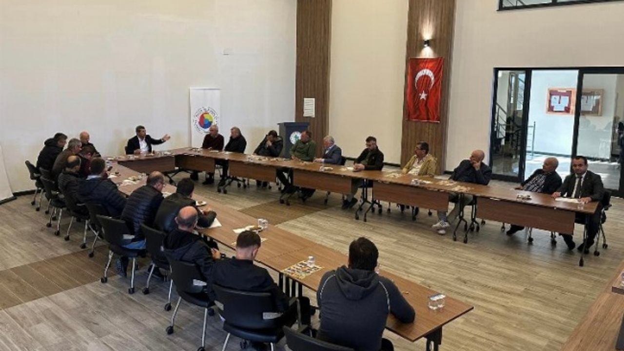 İpsala Ticaret Borsası’nda çeltik üreticileri ile değerlendirme toplantısı yapıldı