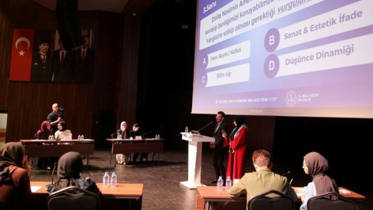 Kocaelili gençler, Sezai Karakoç'un emanetçileri olduklarını kanıtladı