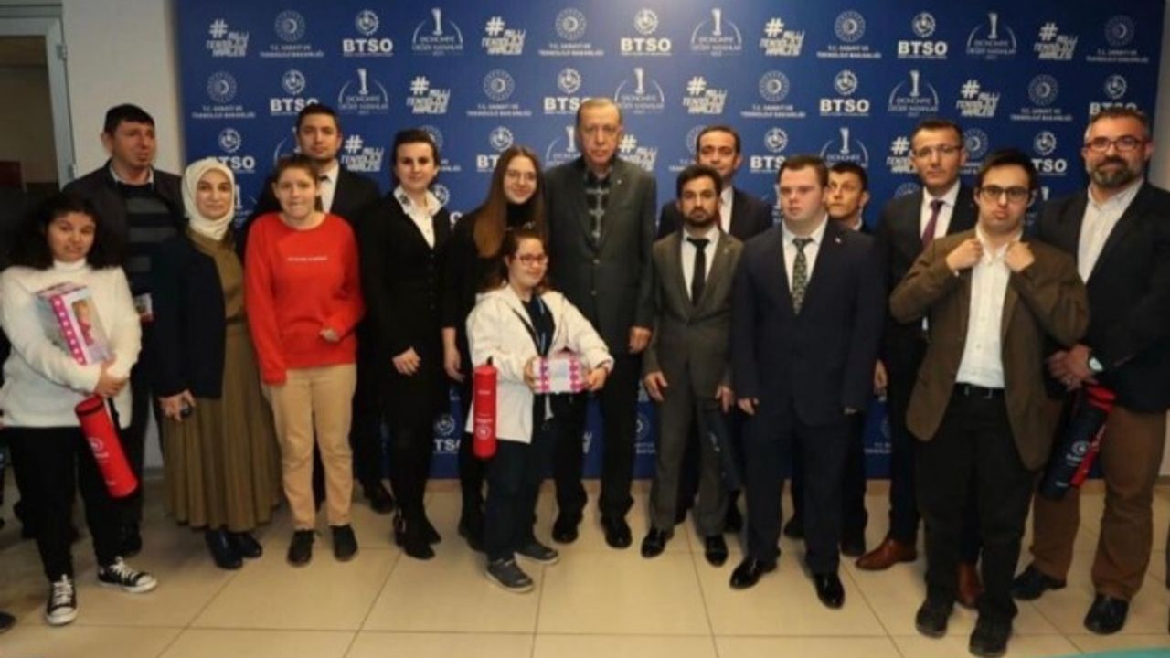 Artı Bir Üniversite Modeli’ne “En Nitelikli Uygulama” ödülü