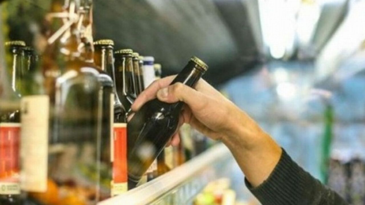 2 gençten biri eğlence amaçlı alkol tüketiyor