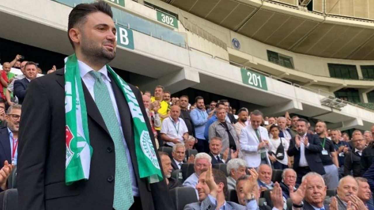 Bursaspor'un kampanyasına ilk bağış Başkan Çelik'ten