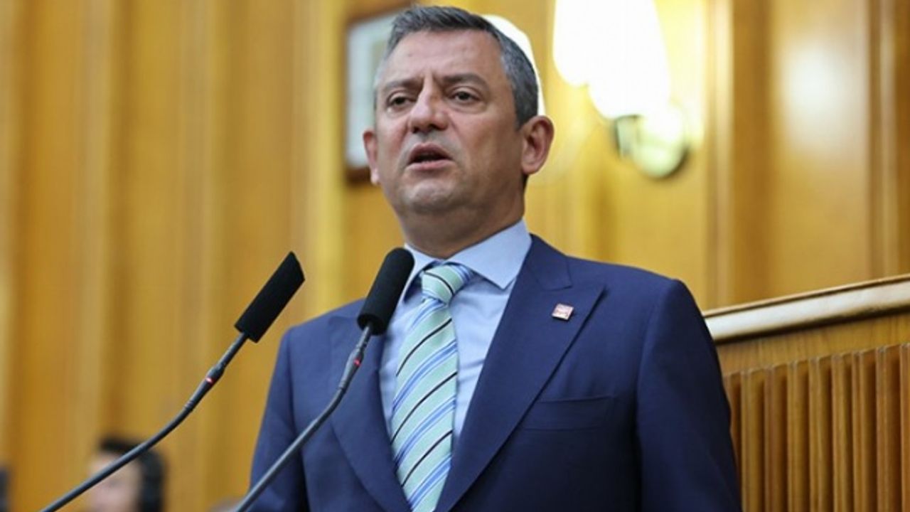 Özgür Özel: Tasarruf yok! İsrafa tüm hızla devam!