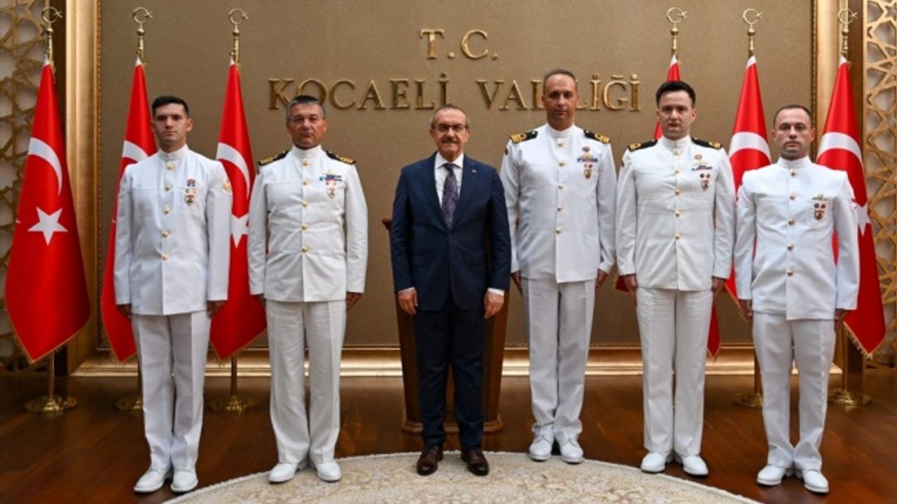 Sahil Güvenlik Komutanlığ’ından Vali Yavuz’a 42’nci yıl dönümü ziyareti