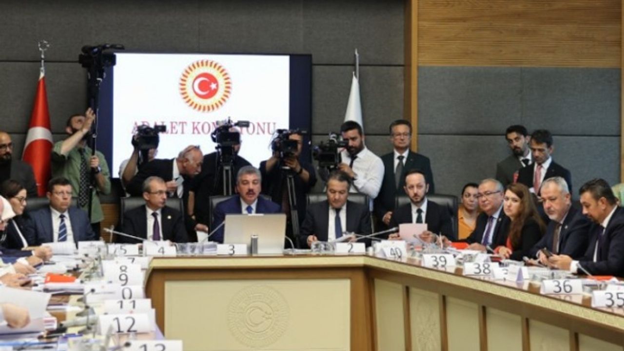 9. Yargı Paketi TBMM Komisyonu'nda görüşülüyor