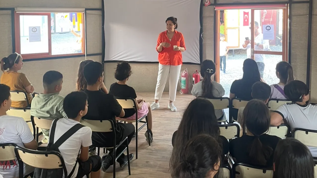Borusan'dan afet bölgesindeki çocuk ve gençlere kariyer desteği