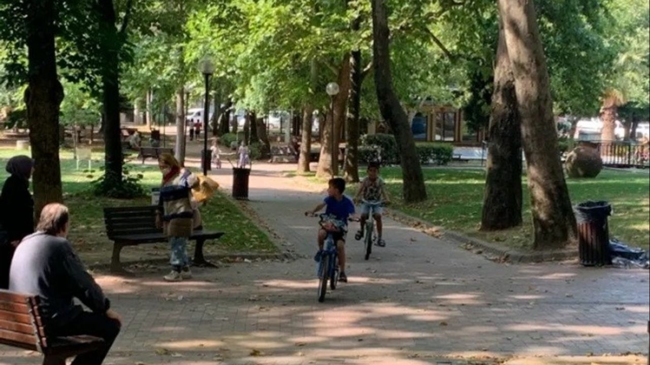 Bursa'da Pınarbaşı Parkı vatandaşların uğrak noktası oluyor