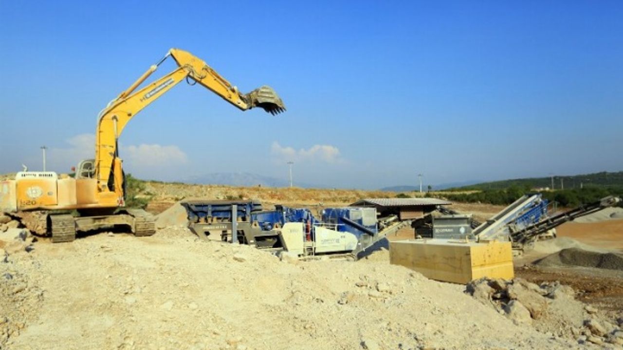 Muğla'da 541 futbol sahası büyüklüğünde hafriyat bertaraf edildi