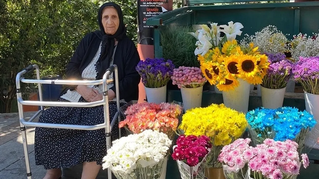 İstanbul Gümüşsuyu'nda çiçekçi tezgahlarının kaldırılma kararına mahallelli tepkisi