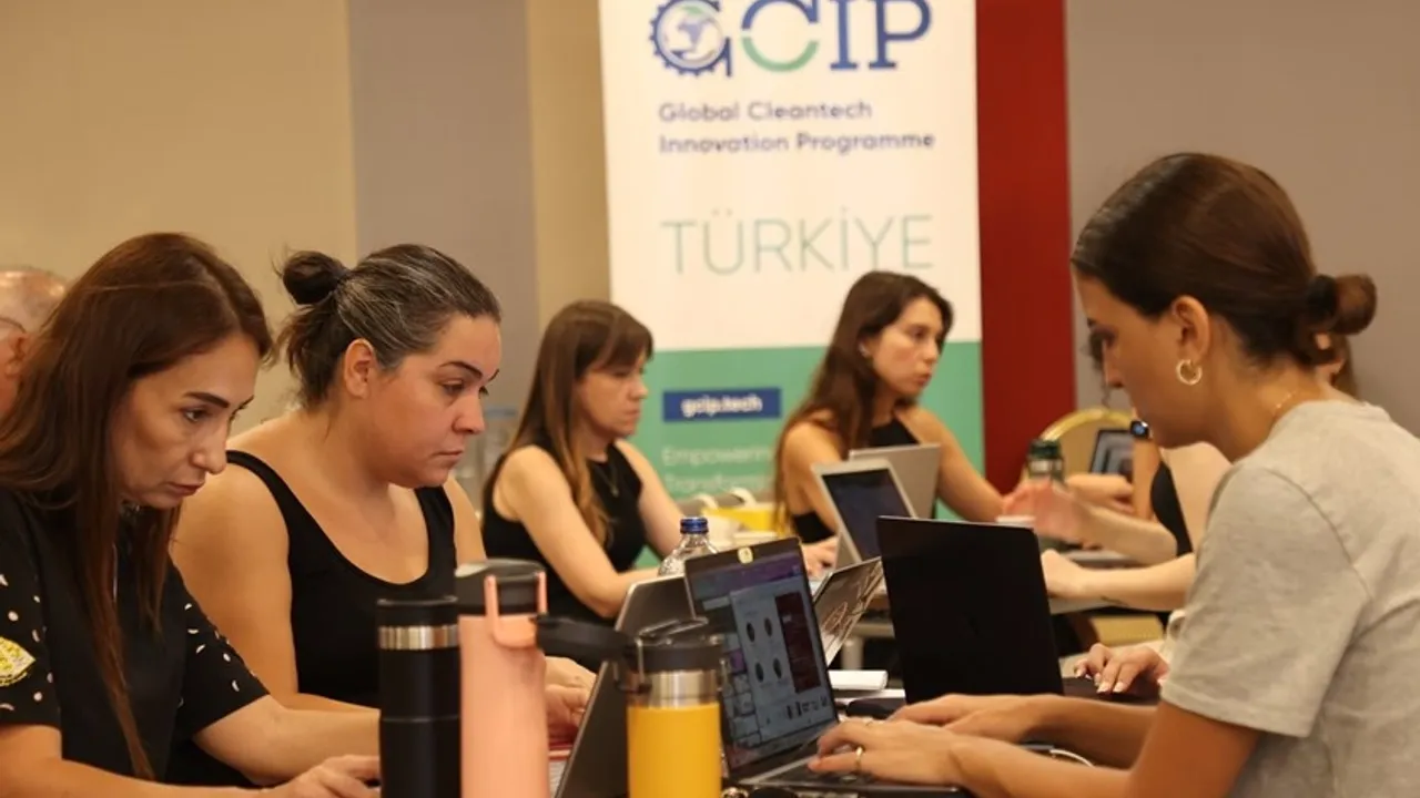 'Temiz Teknoloji'de faaliyet gösteren kadın girişimcilere destek
