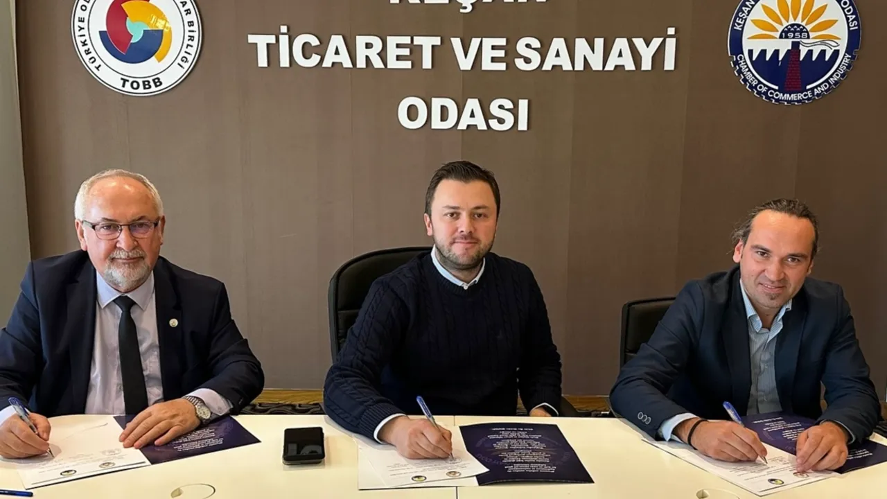 Aydın Güllü ve Hayati Arda’dan Keşan TSO’ya ziyaret