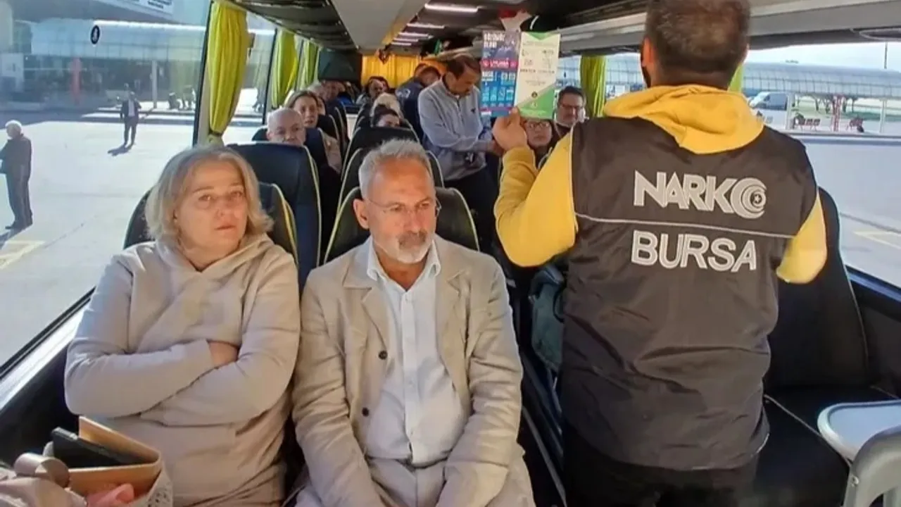 Bursa'da narkotik polisi 5 günde 6 bin 904 kişiyi bilgilendirdi